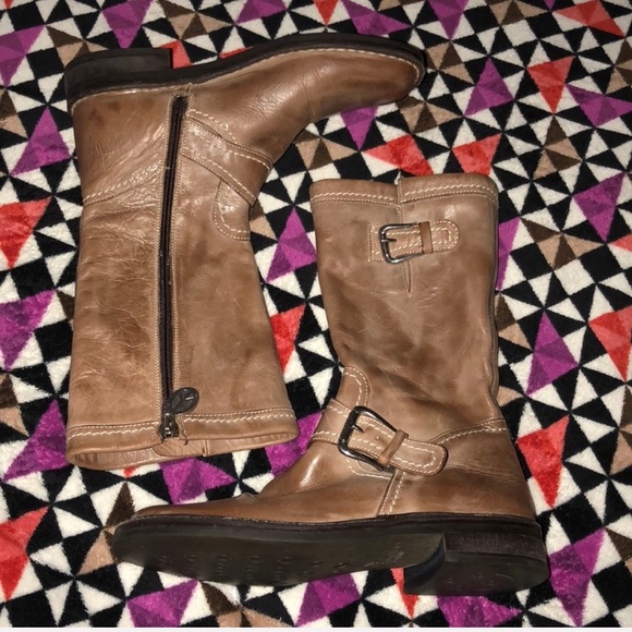 Donald J Pliner size 8 M Leather Boot - Picture 2 of 7